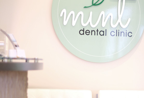 Burlington Dentist - Mint Dental Clinic Logo
